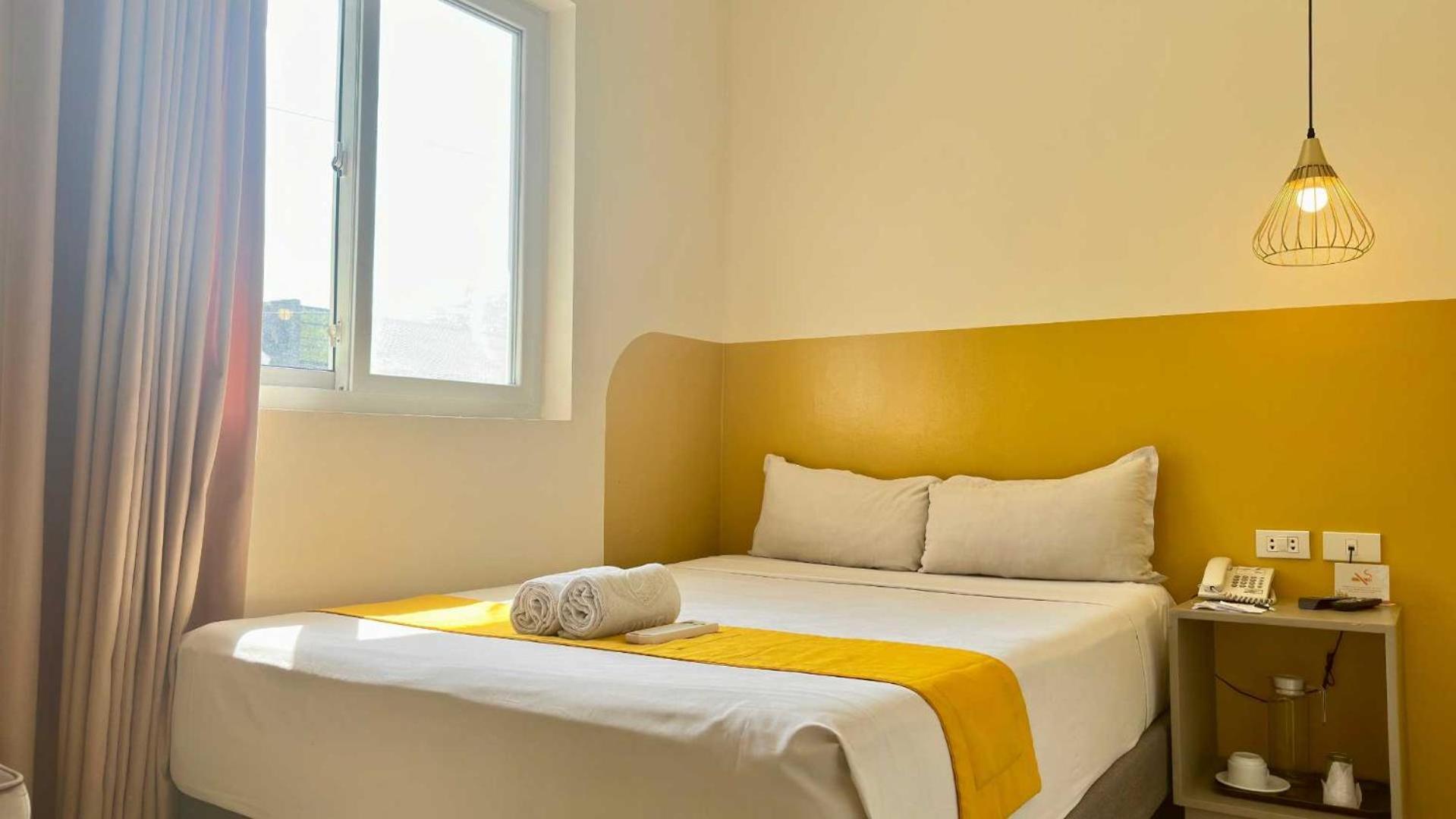 Travelbee Capitol Inn Cebú Exterior foto